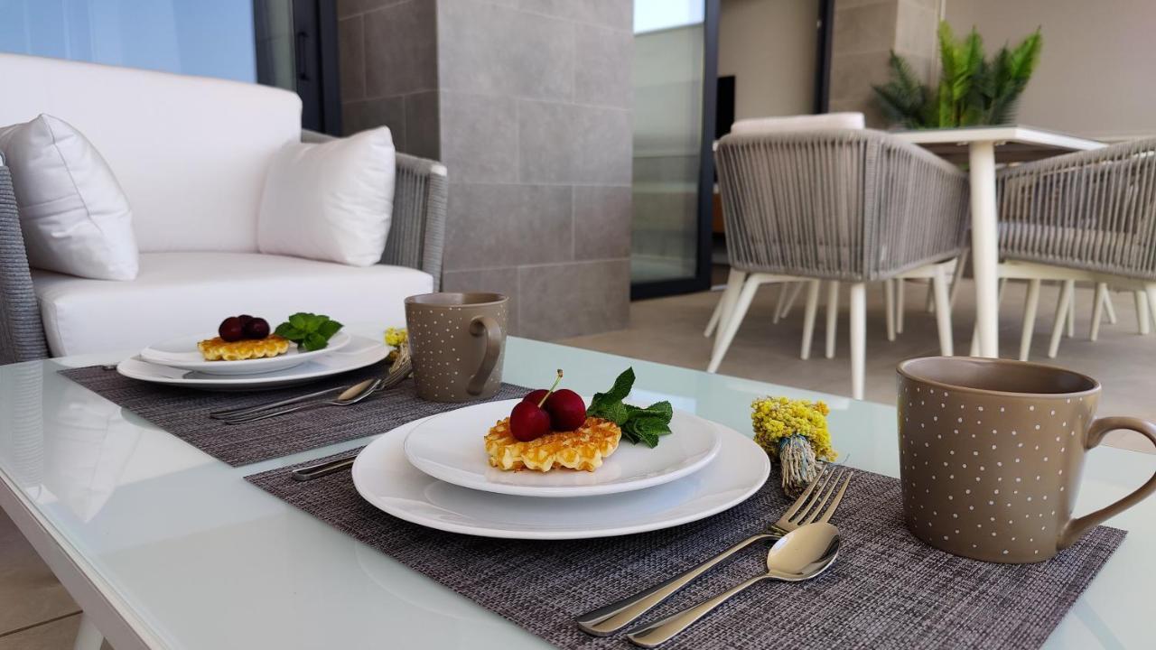 Sunset Cliffs Modern Apartment เบนิดอร์ม ภายนอก รูปภาพ