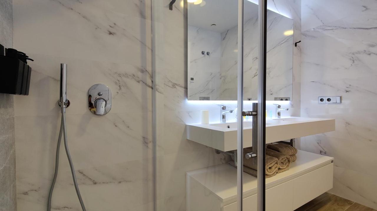 Sunset Cliffs Modern Apartment เบนิดอร์ม ภายนอก รูปภาพ