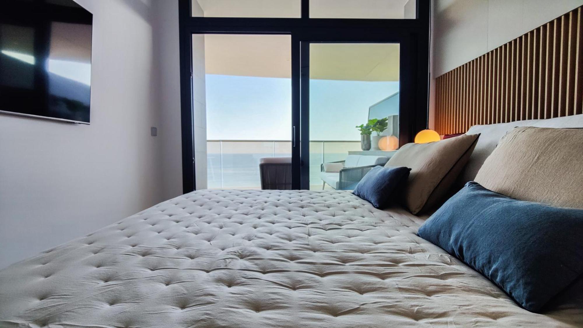 Sunset Cliffs Modern Apartment เบนิดอร์ม ภายนอก รูปภาพ