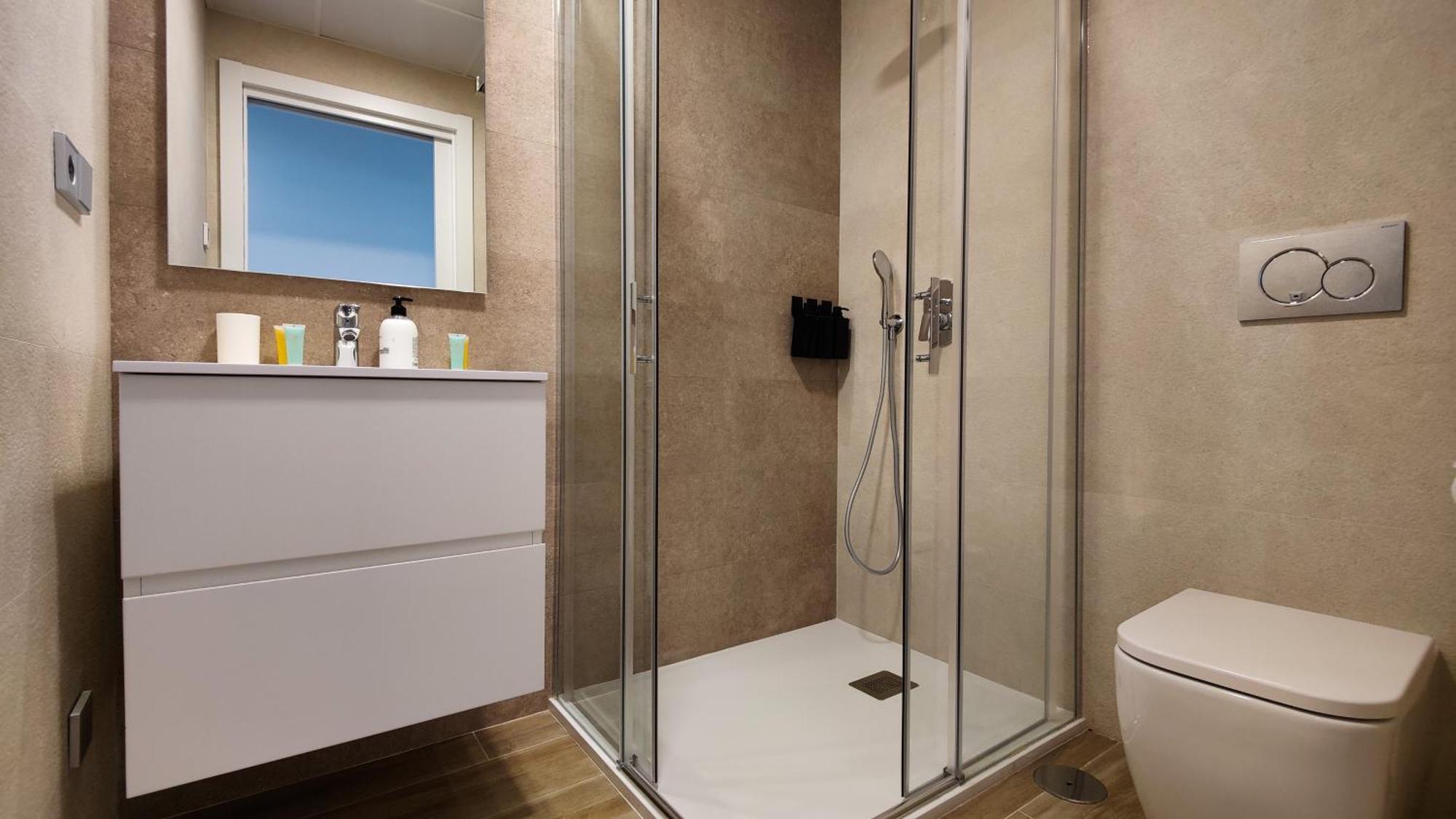 Sunset Cliffs Modern Apartment เบนิดอร์ม ภายนอก รูปภาพ
