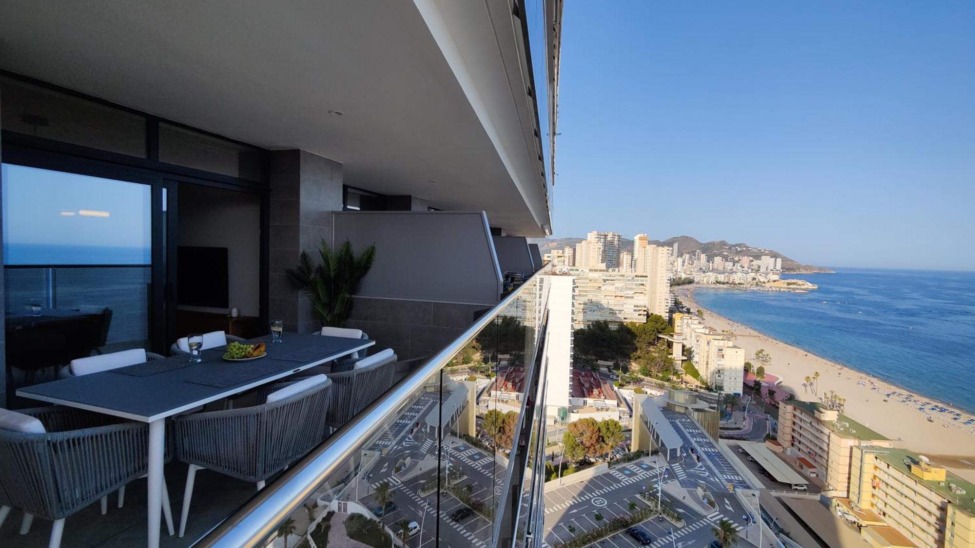 Sunset Cliffs Modern Apartment เบนิดอร์ม ภายนอก รูปภาพ